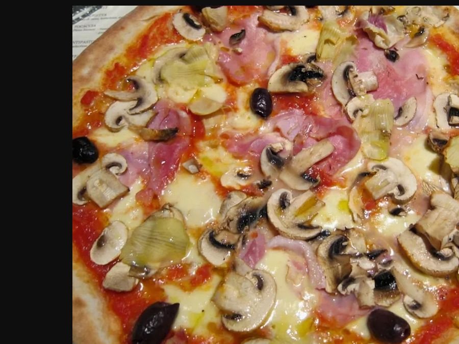 Pizza capricciosa